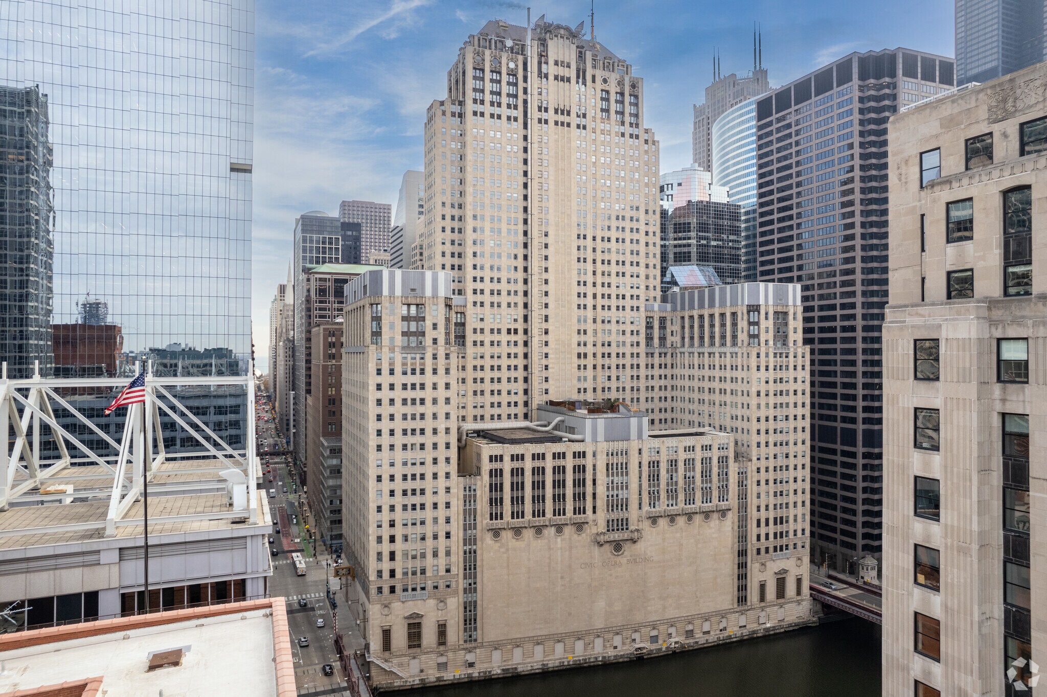 20 N Wacker Dr, Chicago, IL à louer Photo du bâtiment- Image 1 de 27