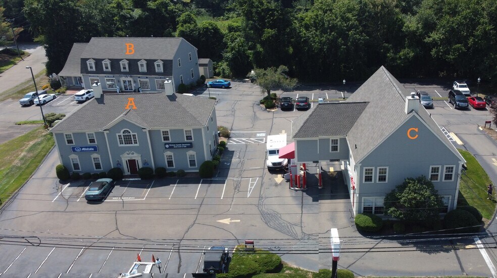 250-252 East Main portefeuille de 2 propriétés à vendre sur LoopNet.ca - Photo du bâtiment - Image 1 de 15