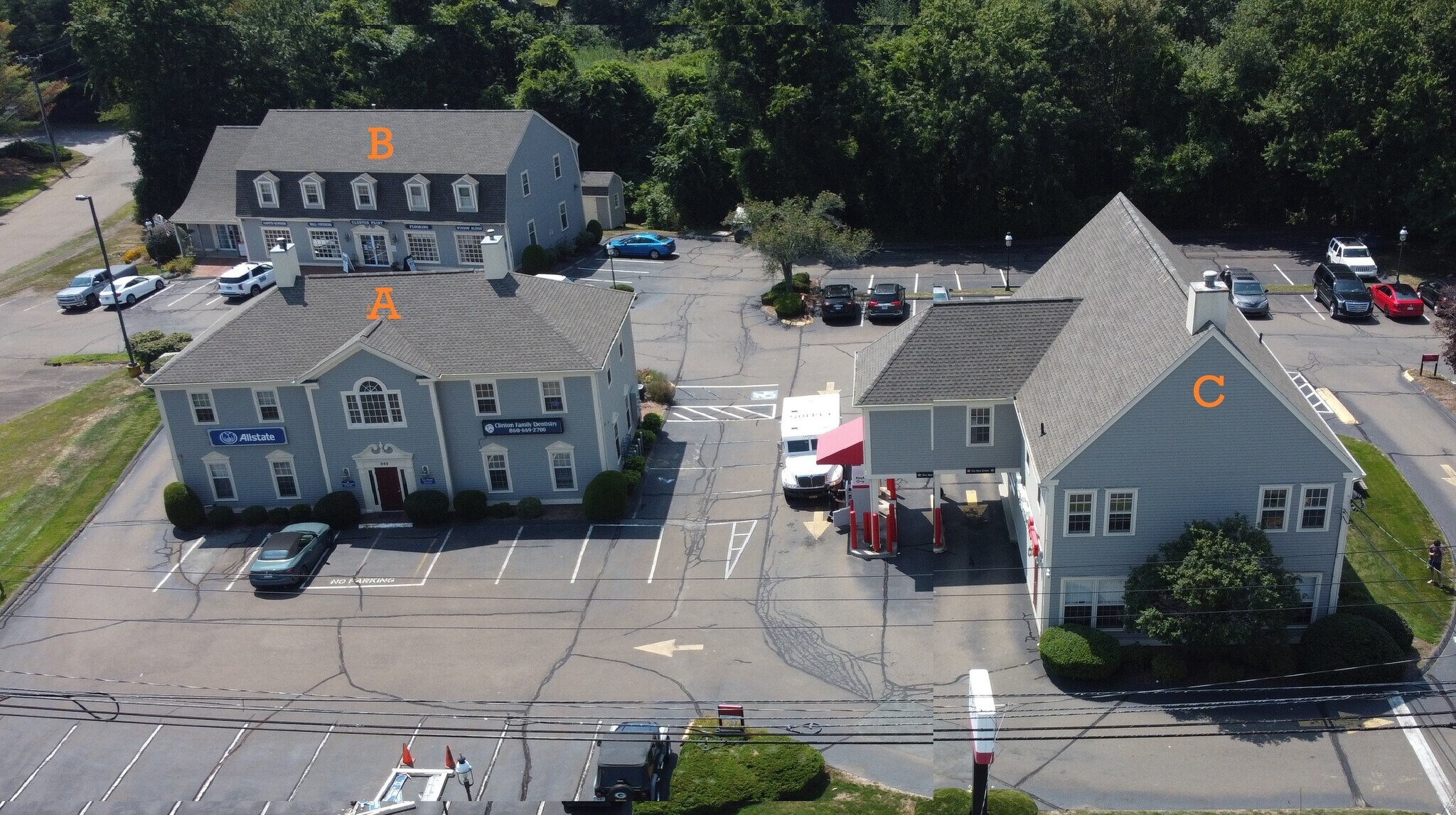 250-252 East Main portefeuille de 2 propriétés à vendre sur LoopNet.ca Photo du bâtiment- Image 1 de 16