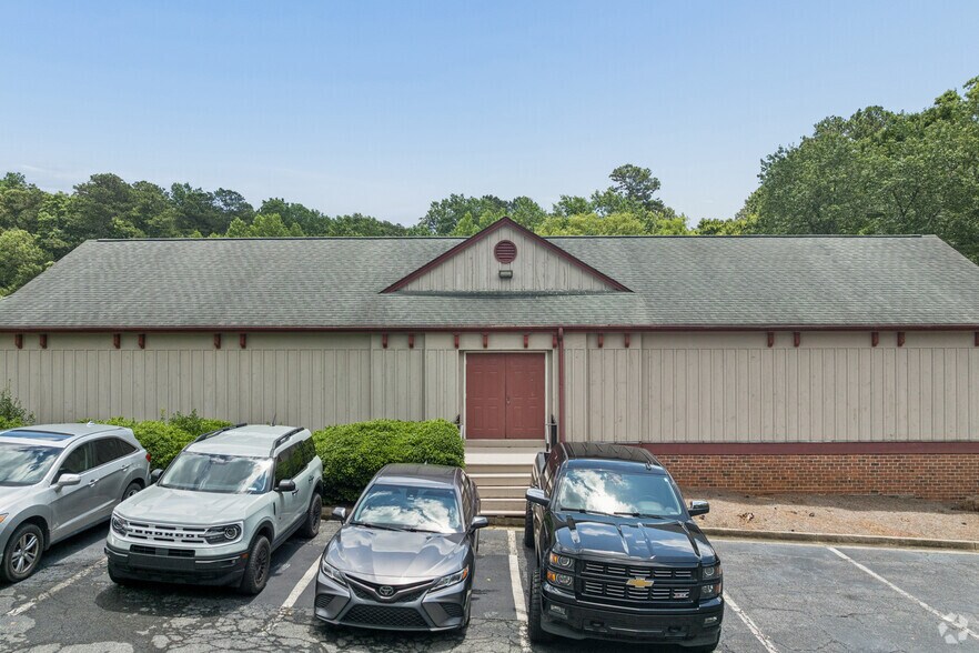 3001 Country Walk Dr, Powder Springs, GA for sale - Building Photo - Image 2 of 5