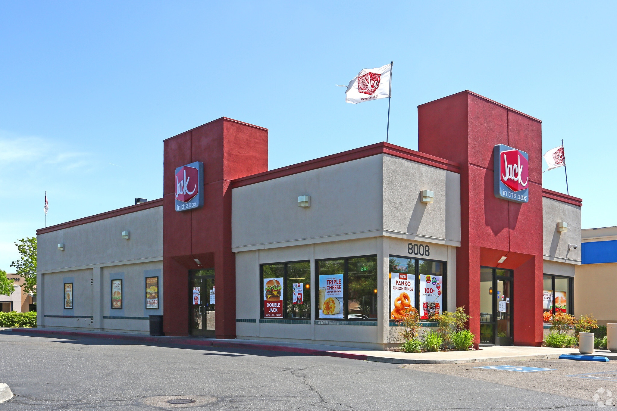 8008 N Cedar Ave, Fresno, CA for lease Primary Photo- Image 1 of 5