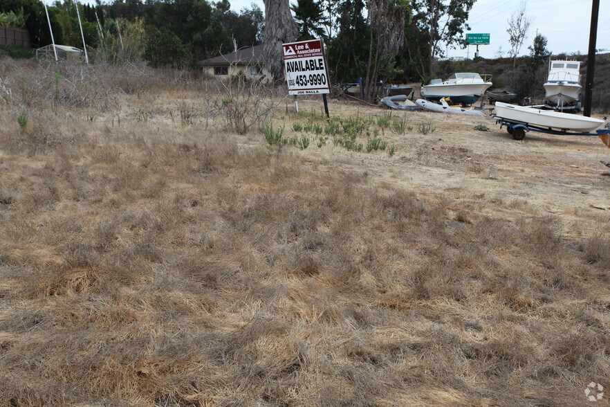 959 Genevieve St, Solana Beach, CA à vendre - Photo du bâtiment - Image 2 de 3