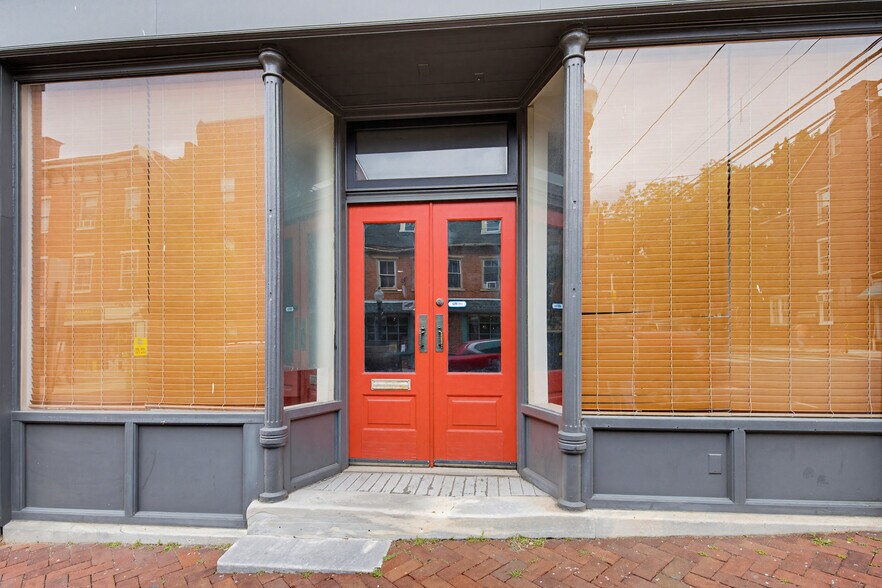 171 E King St, Lancaster, PA à vendre - Photo du bâtiment - Image 2 de 40