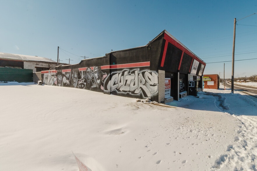 3117 E 13th St, Wichita, KS for sale - Building Photo - Image 3 of 94