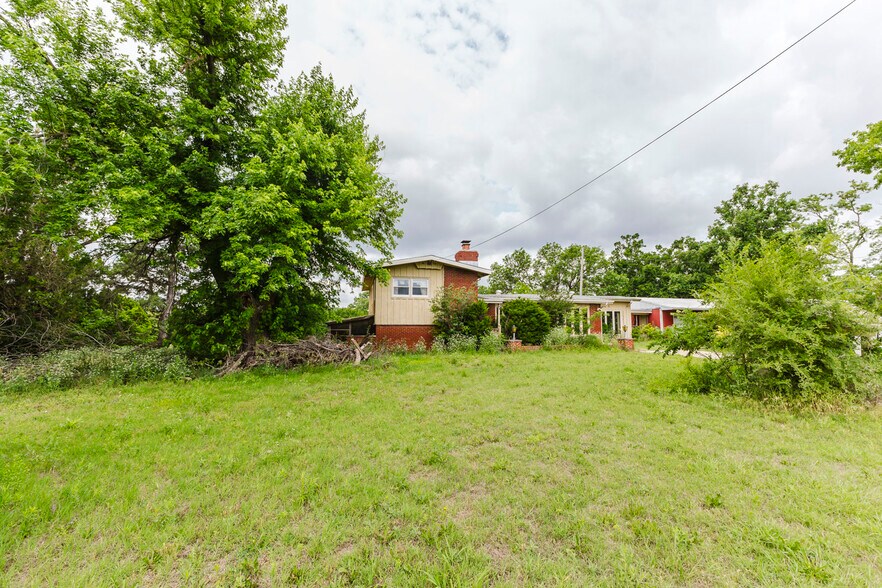 145 N 127th St E, Wichita, KS à vendre - Photo du bâtiment - Image 3 de 80