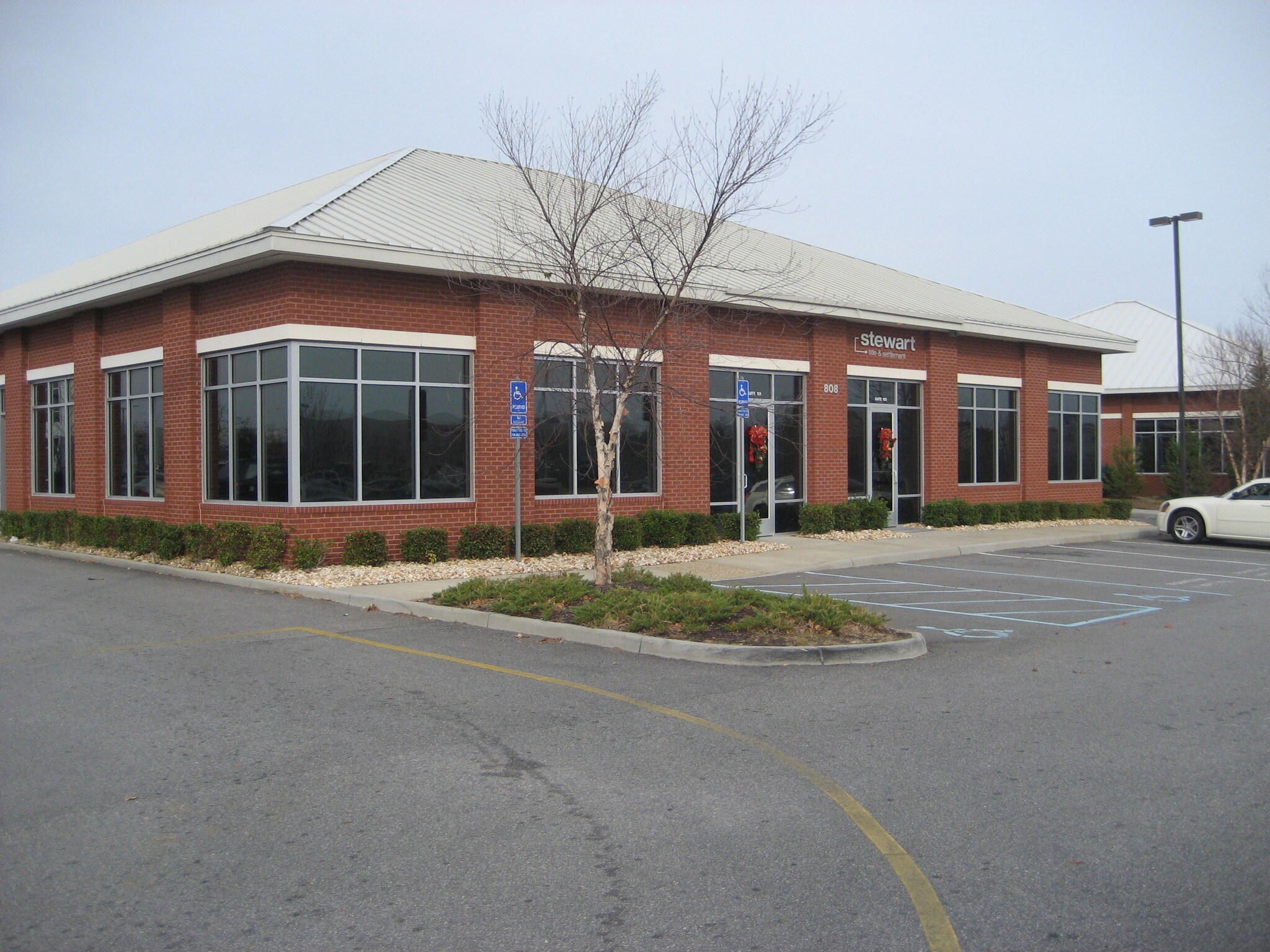 808 N Eden Way, Chesapeake, VA for lease Primary Photo- Image 1 of 4