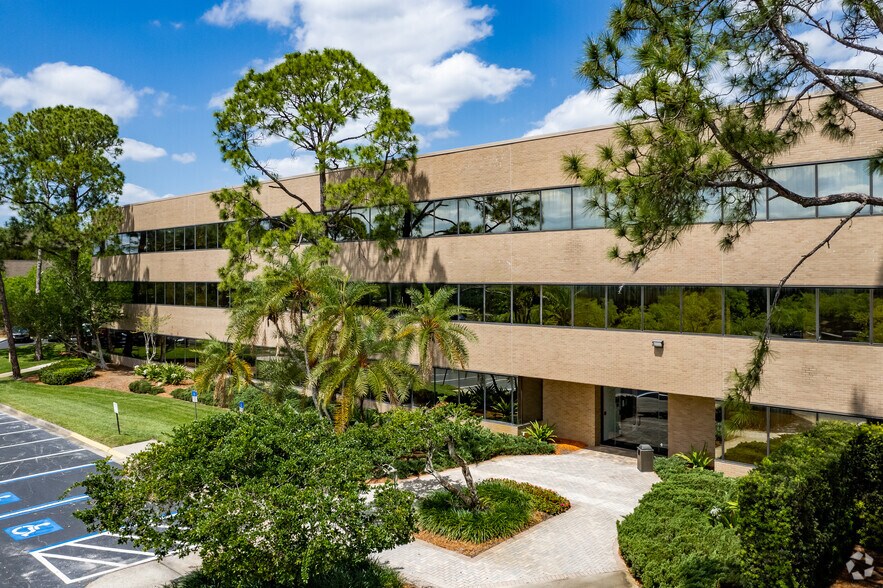 2400 Maitland Center Pky, Maitland, FL à louer - Photo du bâtiment - Image 1 de 10