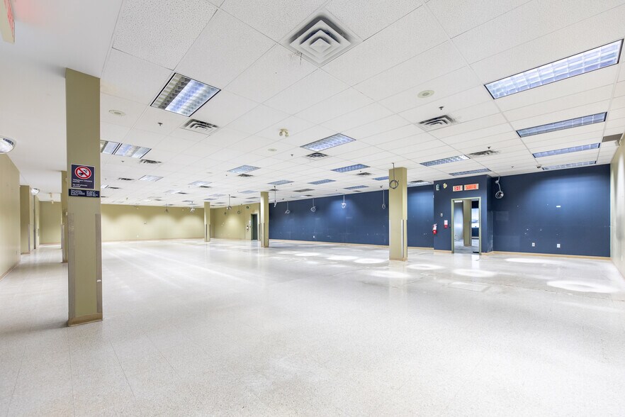 1603-1615 Dundas St E, Whitby, ON à louer - Numérisation 3D de Matterport - Image 2 de 26