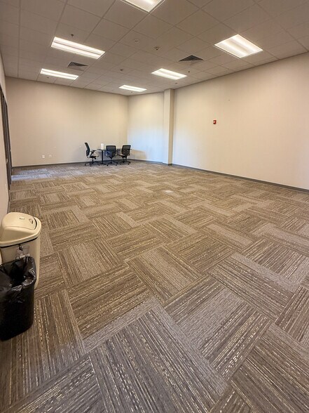 1800 Riverfront Dr, Little Rock, AR à louer - Photo du bâtiment - Image 2 de 11