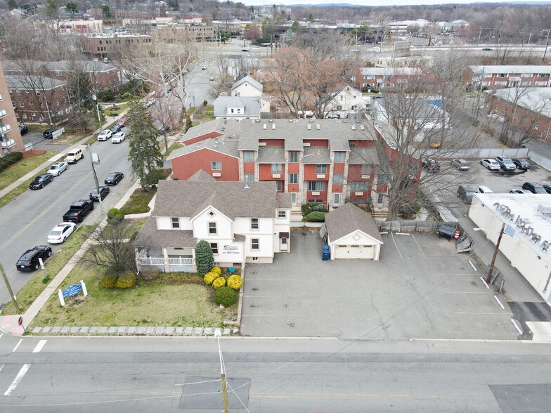224 Johnson Ave, Hackensack, NJ for lease - Building Photo - Image 2 of 14