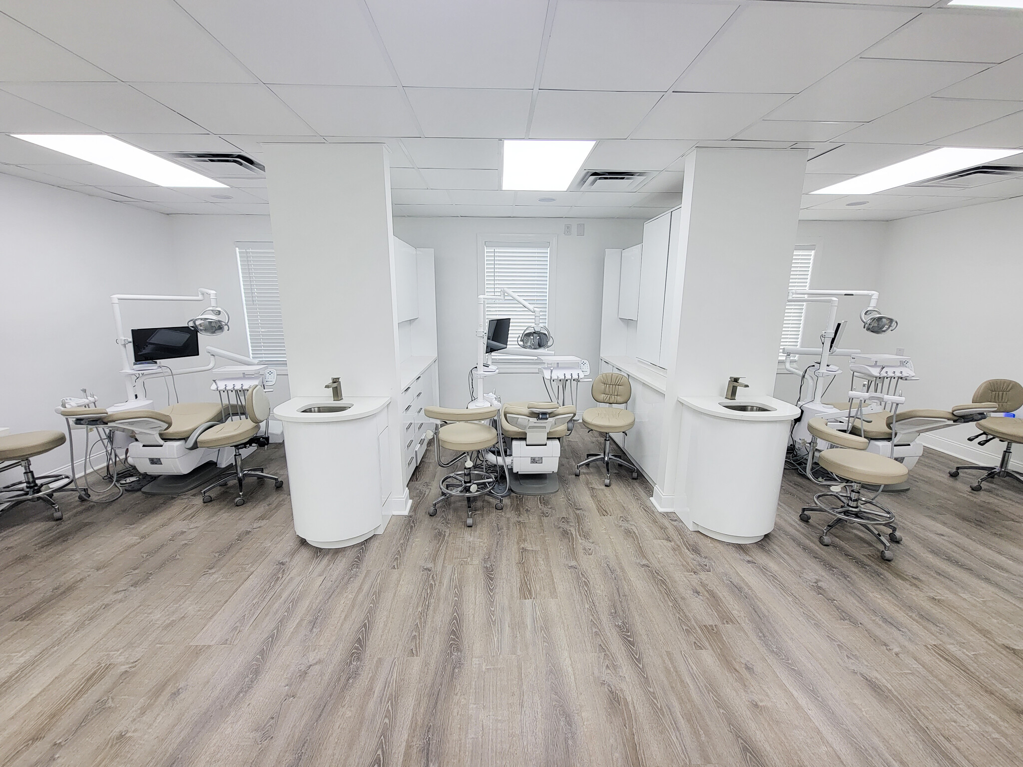 5200 N Armenia Ave, Tampa, FL à vendre Photo intérieure- Image 1 de 17