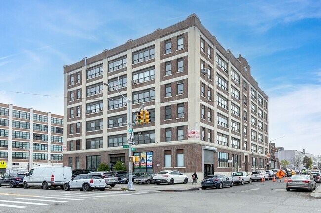 Plus de détails pour 47-09 30th St, Long Island City, NY - Local d'activités à louer
