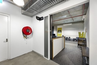 87 Gladstone St, SOUTH MELBOURNE for lease Interior Photo- Image 1 of 6
