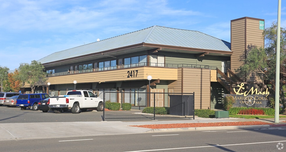 2433 Mariner Square Loop, Alameda, CA à louer - Photo du bâtiment - Image 2 de 4