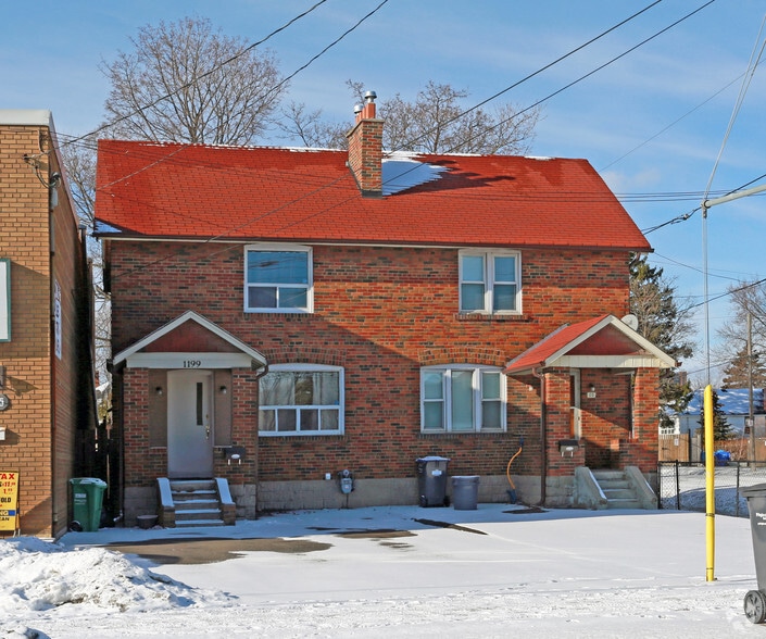 1199-1201 Lakeshore Rd E, Mississauga, ON for sale - Building Photo - Image 2 of 9