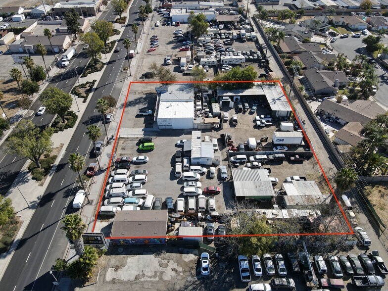 5360 Mission Blvd, Jurupa Valley, CA à vendre - Photo du bâtiment - Image 2 de 5