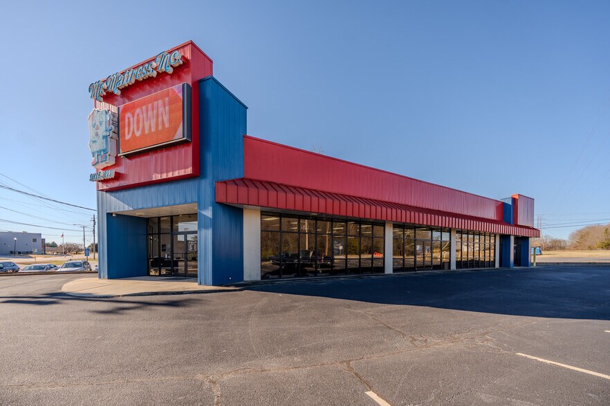 1088 S Pendleton St, Easley, SC à vendre - Photo du bâtiment - Image 3 de 23