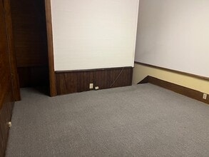 271 NE Roswell St, Marietta, GA for lease Interior Photo- Image 2 of 9