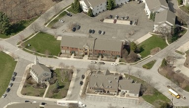 225 Aberdeen Dr, Valparaiso, IN - AERIAL  map view