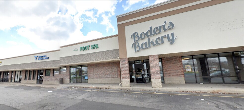 135-255 Sheridan Rd, Noblesville, IN à louer - Photo du bâtiment - Image 2 de 4