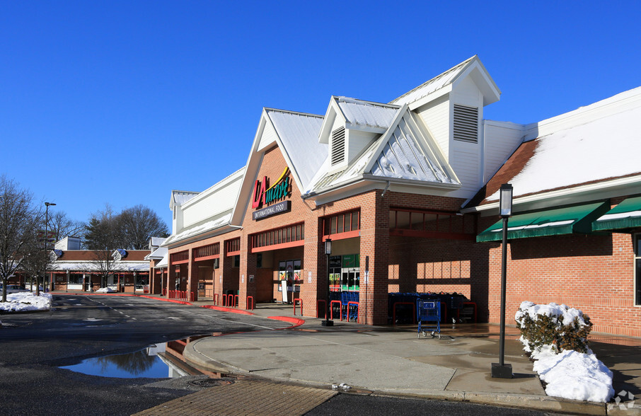 5865 Robert Oliver Pl, Columbia, MD for lease - Building Photo - Image 2 of 11