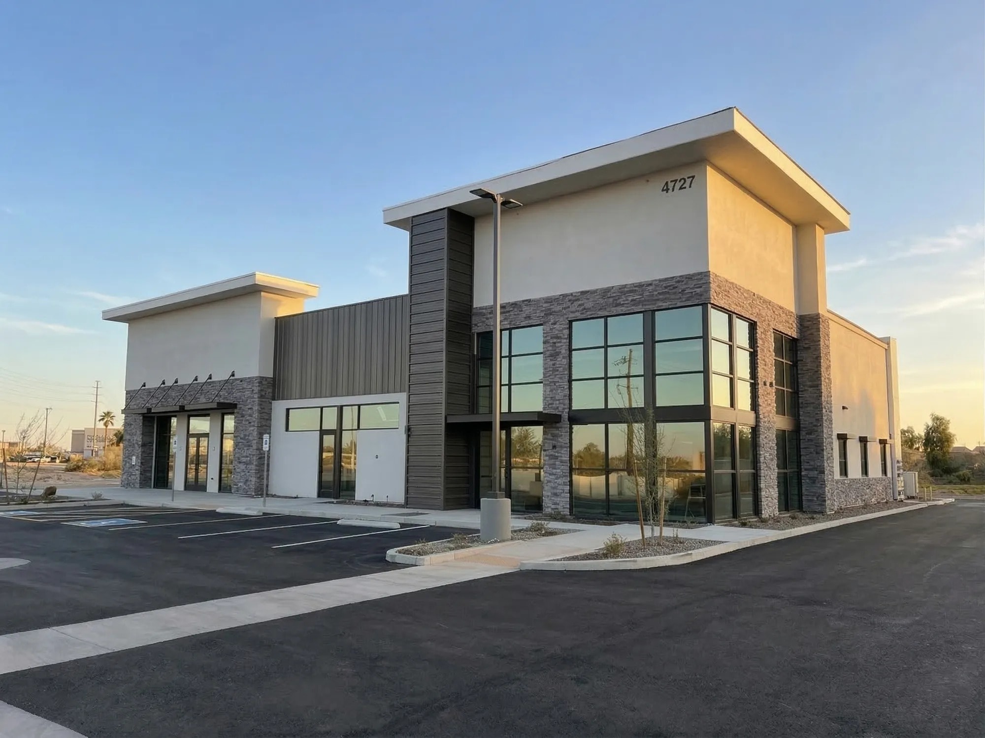 4727 E Pecos Rd, Gilbert, AZ for lease Building Photo- Image 1 of 6