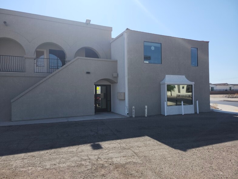 2035 Swanson Ave, Lake Havasu City, AZ for lease - Building Photo - Image 2 of 5