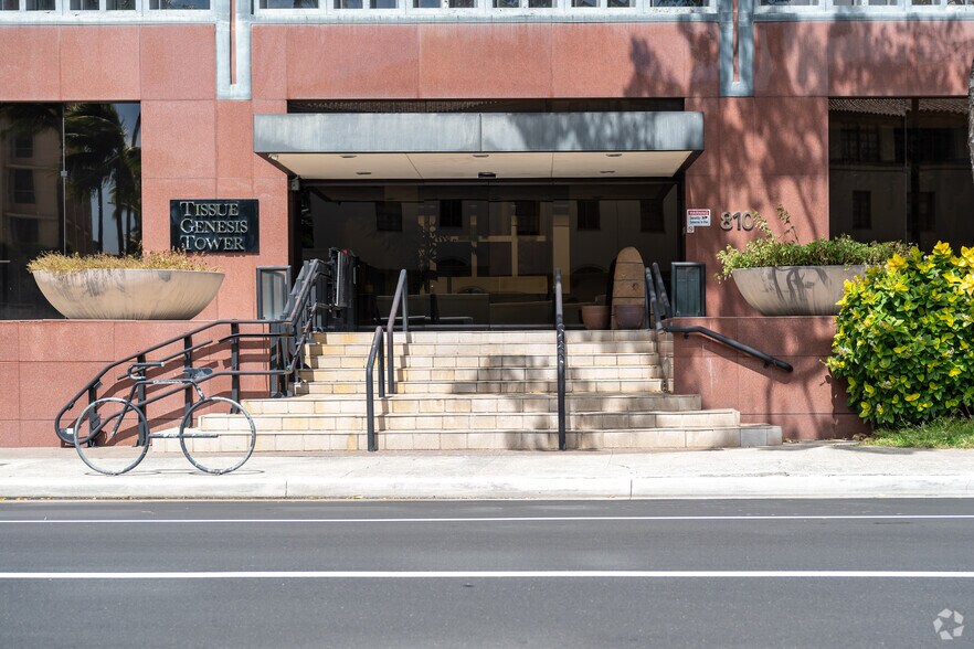 810 Richards St, Honolulu, HI à louer - Photo du bâtiment - Image 2 de 3