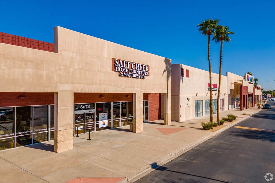 7942-8290 W Bell Rd, Glendale, AZ à louer - Photo du bâtiment - Image 2 de 18