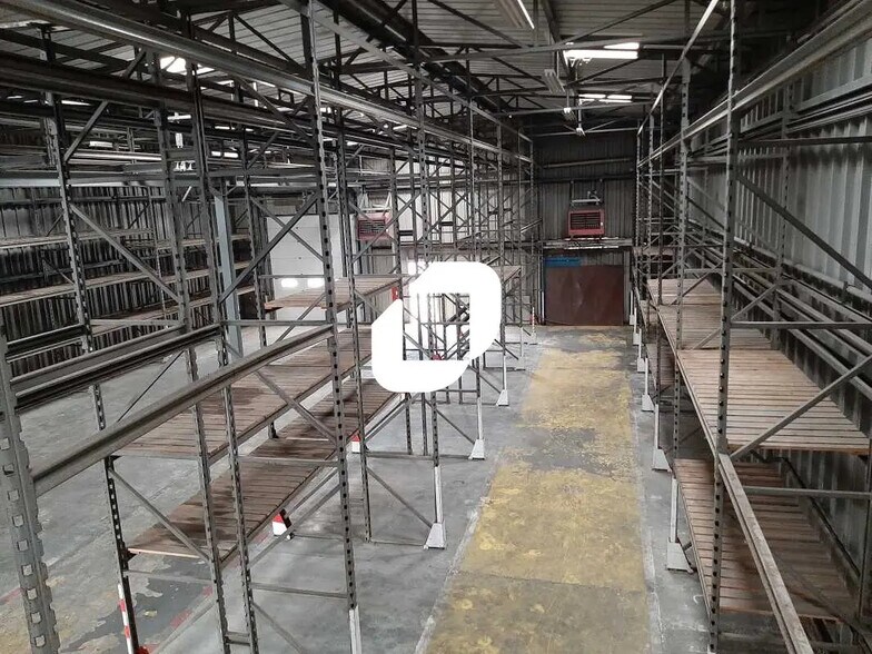 Bureau dans Coignières à louer - Photo intérieure - Image 2 de 5