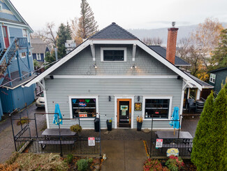 Plus de détails pour 606 Oak St, Hood River, OR - Vente au détail à vendre