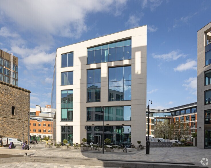 10 Wellington Pl, Leeds à louer - Photo du bâtiment - Image 2 de 6