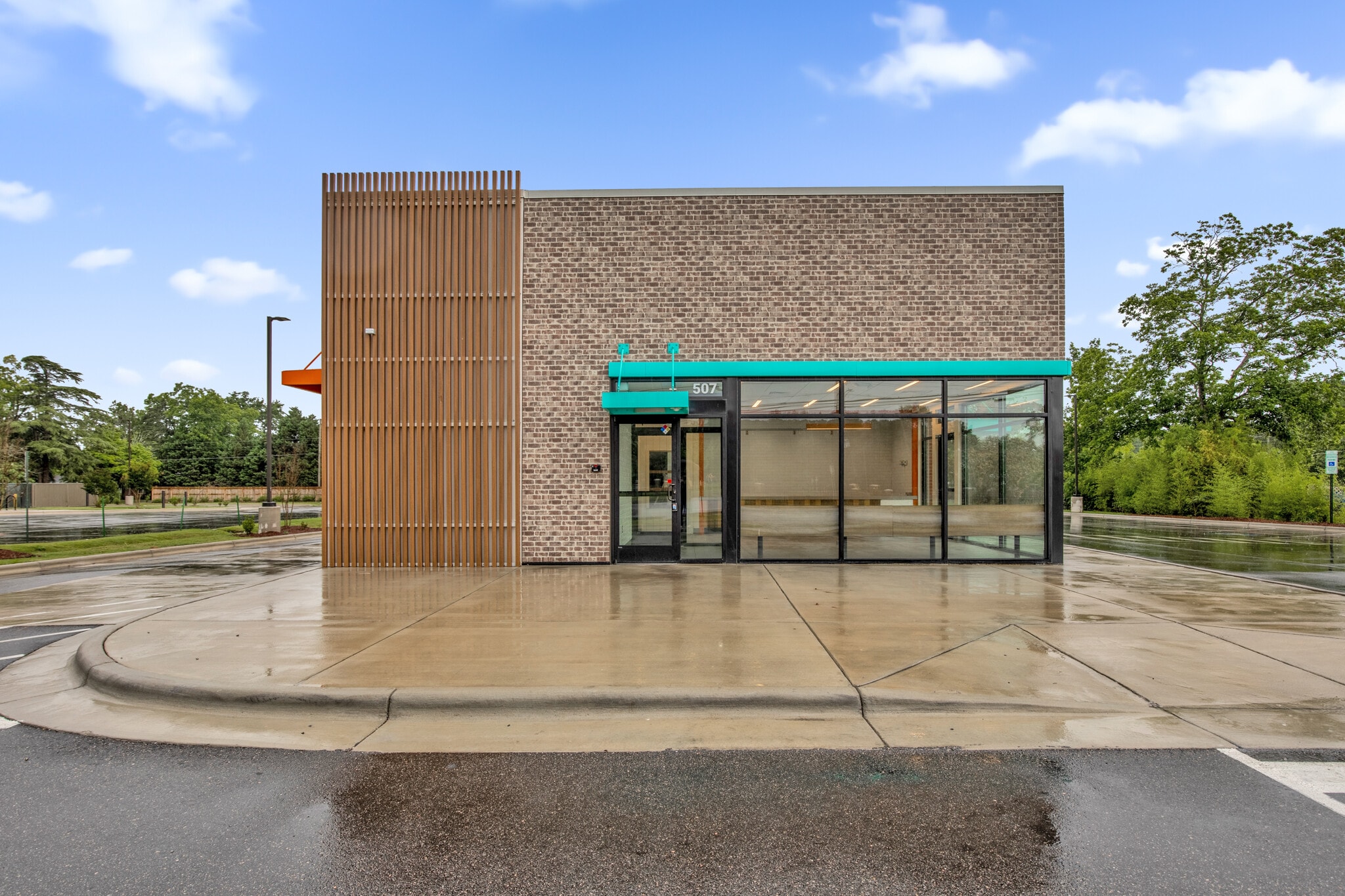 507 W 3rd St, Pembroke, NC for sale Building Photo- Image 1 of 44