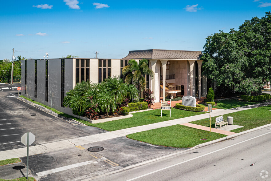 4699 N State Road 7, Tamarac, FL for sale - Primary Photo - Image 1 of 1