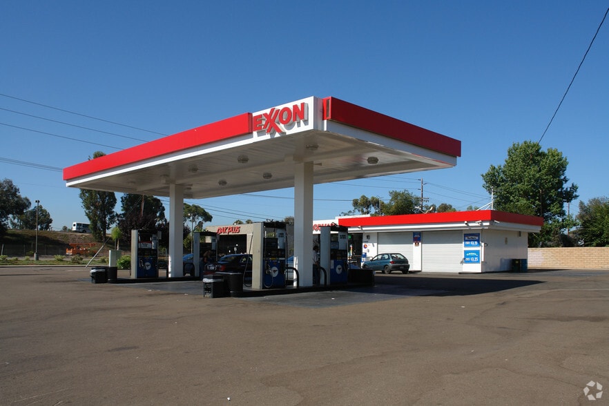 710 N 2nd St, El Cajon, CA à vendre - Photo du bâtiment - Image 2 de 2