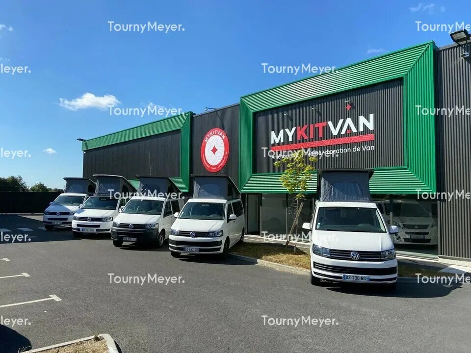 Flex dans LES SORINIÈRES à louer Photo du bâtiment- Image 1 de 7