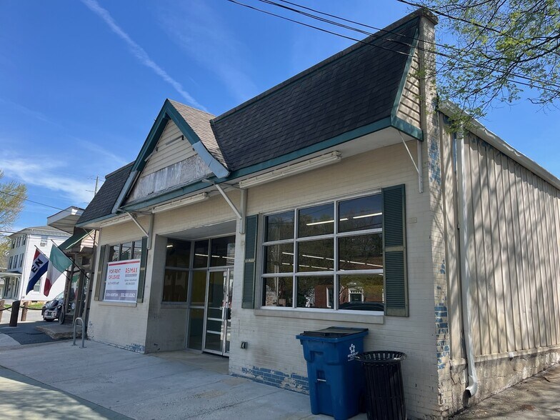 6 S Main St, North East, MD à vendre - Photo du bâtiment - Image 2 de 2