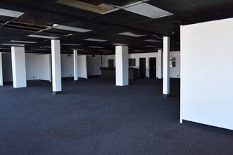 906 S 14th St, Kingsville, TX for lease Interior Photo- Image 2 of 5