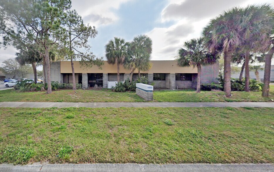 14333 58th St N, Clearwater, FL à vendre - Photo du bâtiment - Image 2 de 7