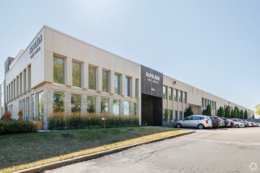 2702-2722 Rue Lapierre, Montréal, QC à vendre - Photo du bâtiment - Image 2 de 3