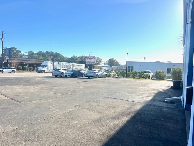 114 E 5th North St, Summerville, SC for sale - Building Photo - Image 2 of 4