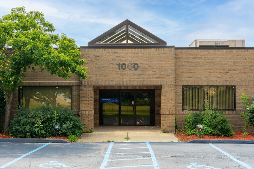 Silverbell Technology Park portfolio of 2 properties for sale on LoopNet.ca - Building Photo - Image 2 of 24