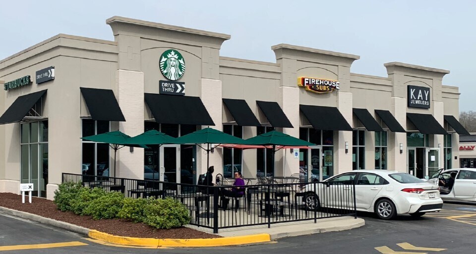 1670 Springdale Dr, Camden, SC à louer - Photo du bâtiment - Image 1 de 9