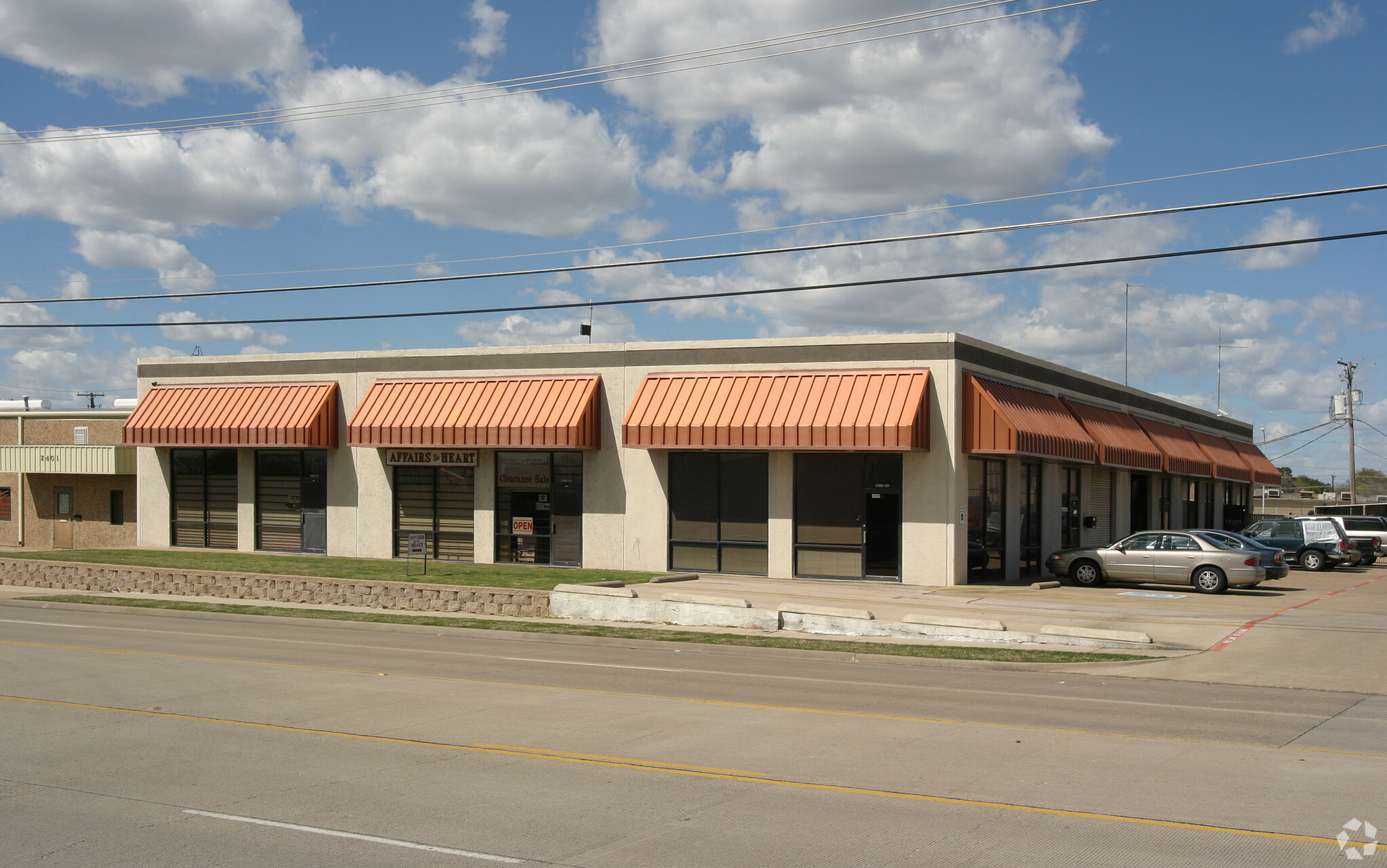 2321 W Arkansas Ln, Pantego, TX for sale Building Photo- Image 1 of 1