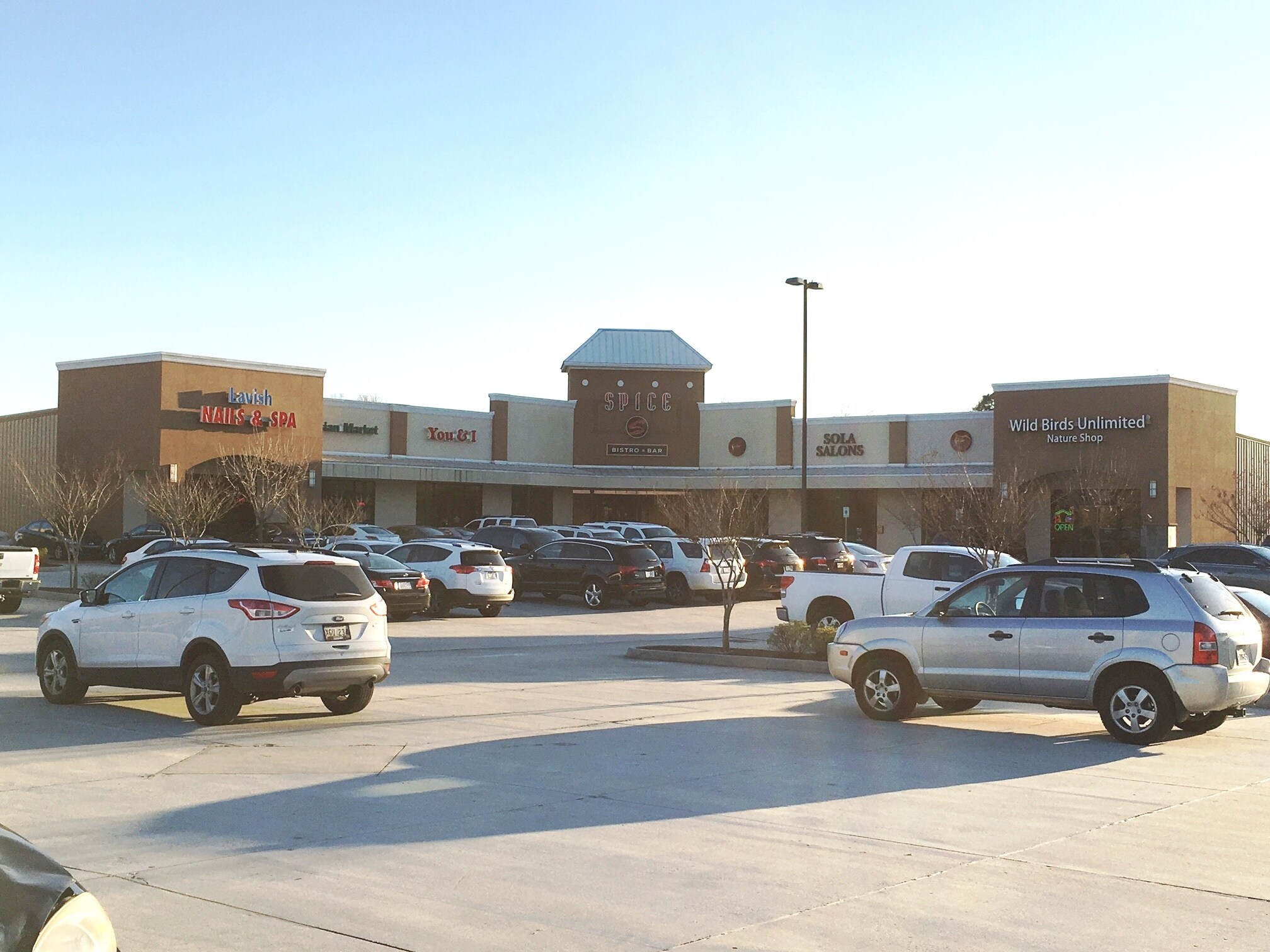 8342 Perkins Rd, Baton Rouge, LA à louer Photo du bâtiment- Image 1 de 5