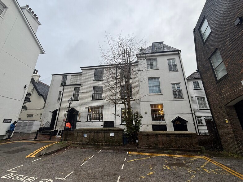 9-15 The Pantiles, Tunbridge Wells à vendre - Photo du bâtiment - Image 2 de 5