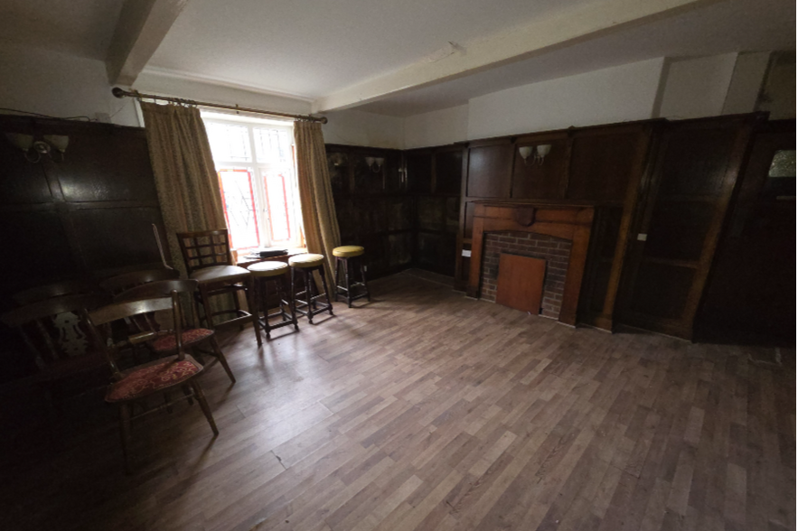 275 Sheffield Rd, Glossop à vendre - Photo intérieure - Image 3 de 5