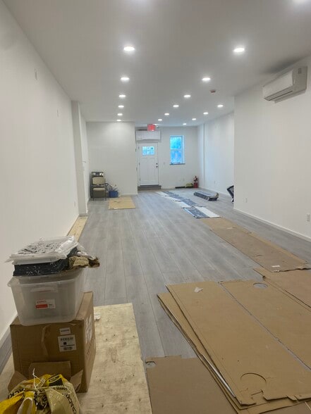8417 7th Ave, Brooklyn, NY for lease - Building Photo - Image 3 of 5
