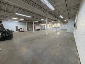 207-229 42nd St, Brooklyn, NY à louer Photo intérieure- Image 2 de 8