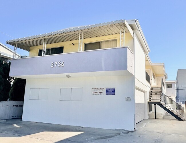 Plus de détails pour 3736 Westwood Blvd, Los Angeles, CA - Multi-résidentiel à vendre